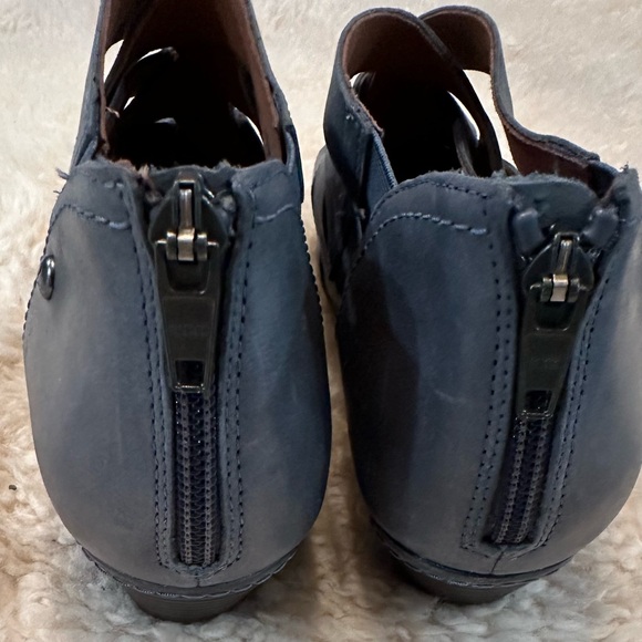 COBB HILL LAUREL WOVEN BOOTIE - Picture 3 of 7